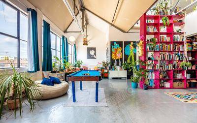 Chic Warehouse Loft In Hackney With Big WindowsChic Warehouse Loft In Hackney With Big Windows基础图库0